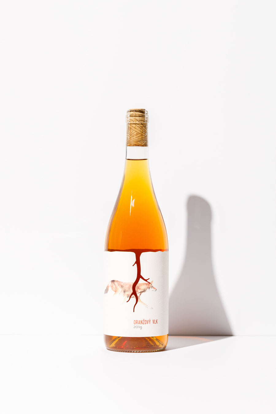 Oranzovy, Vino Magula